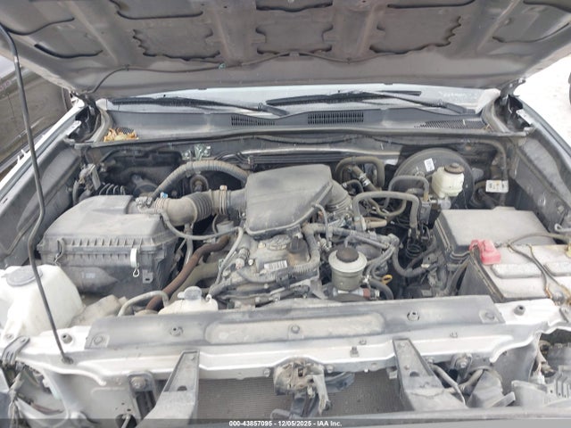 3TYAX5GN1MT027861 Toyota Tacoma Sr