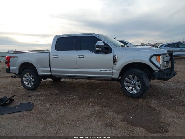 Ford F-350 Platinum 2019 1FT8W3BT3KEC67326 Image 13