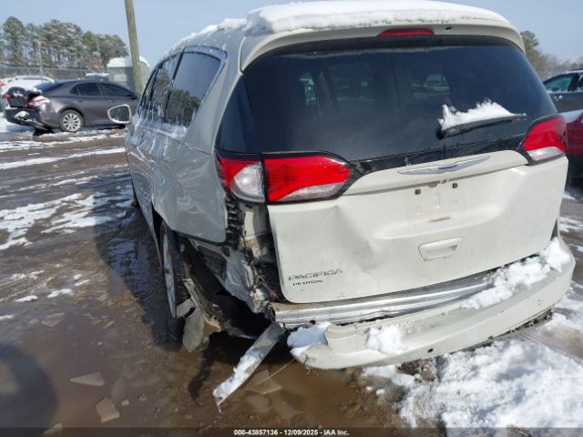 2020 CHRYSLER PACIFICA 2C4RC1FGXLR109231 Photo 5