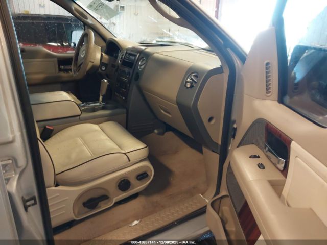 2006 LINCOLN MARK LT 5LTPW18596FJ11359 Photo 4