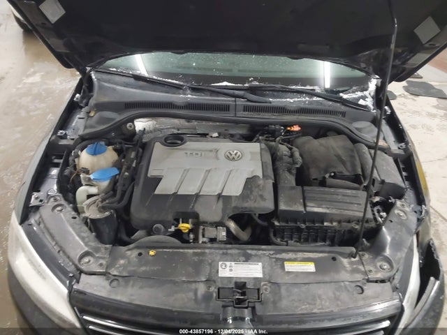 43857196 :رقم المزاد ، 3VWLL7AJ2EM405556 vin ، 2014 Volkswagen Jetta 2.0l Tdi مزاد بيع
