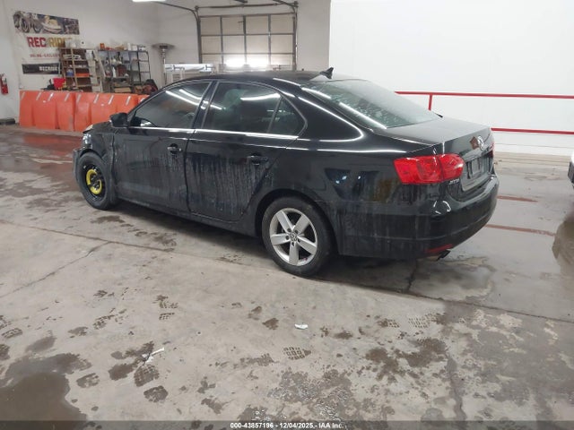 43857196 :رقم المزاد ، 3VWLL7AJ2EM405556 vin ، 2014 Volkswagen Jetta 2.0l Tdi مزاد بيع