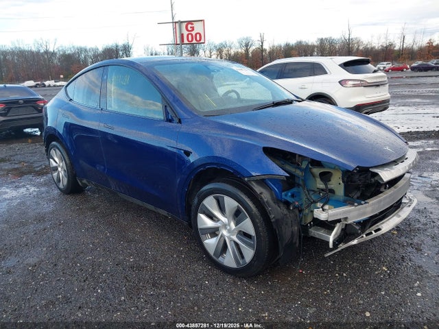 2023 TESLA MODEL Y 7SAYGDEE6PA159918 Photo 0