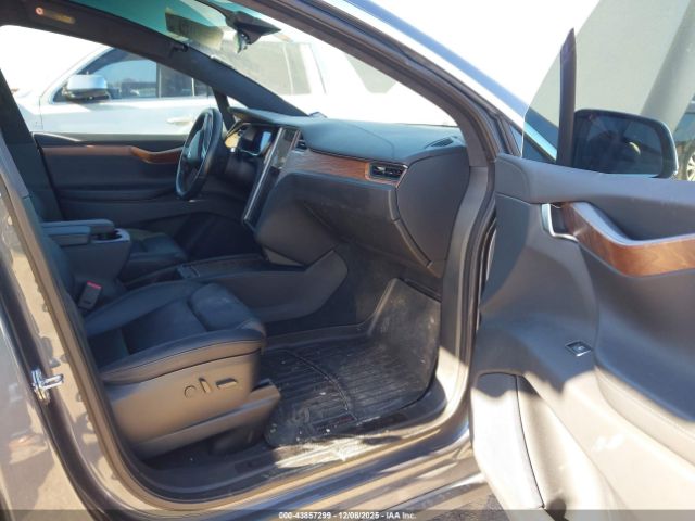 2020 TESLA MODEL X 5YJXCDE2XLF271922 Photo 4