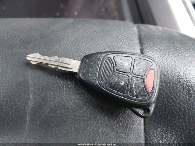 2010 Jeep Liberty Limited მანქანა იყიდება აუქციონზე, vin: 1J4PN5GK4AW128304, აუქციონის ნომერი: 43857342