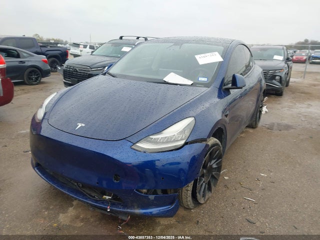 2021 TESLA MODEL Y 5YJYGDEE0MF120625 Photo 1