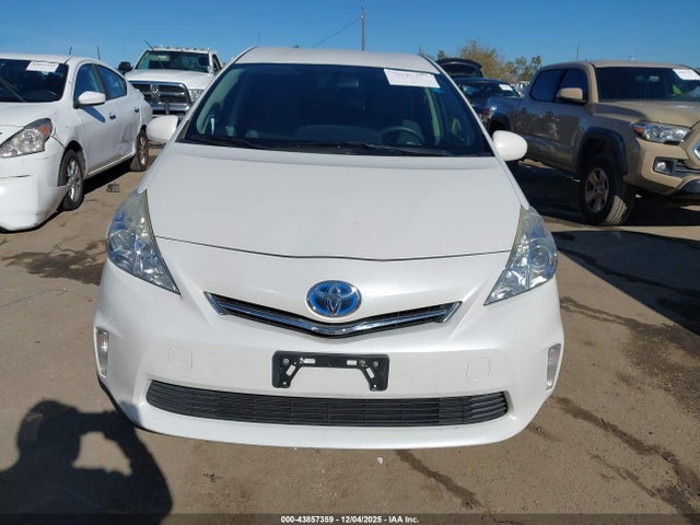JTDZN3EU0E3353608 Toyota Prius V Two