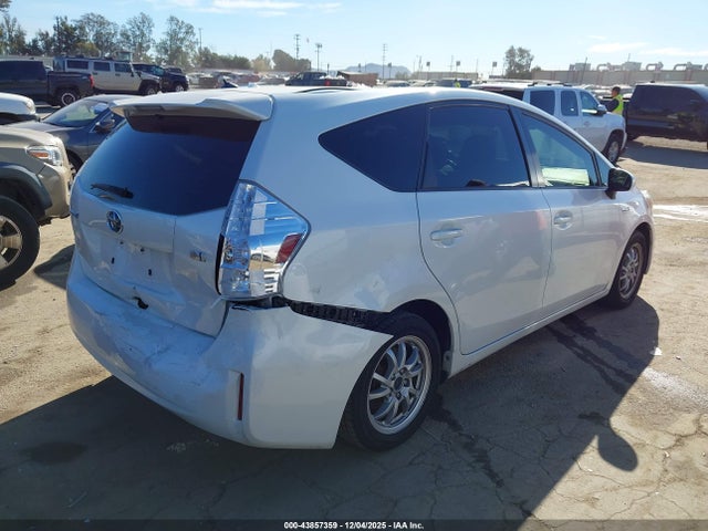 JTDZN3EU0E3353608 Toyota Prius V Two