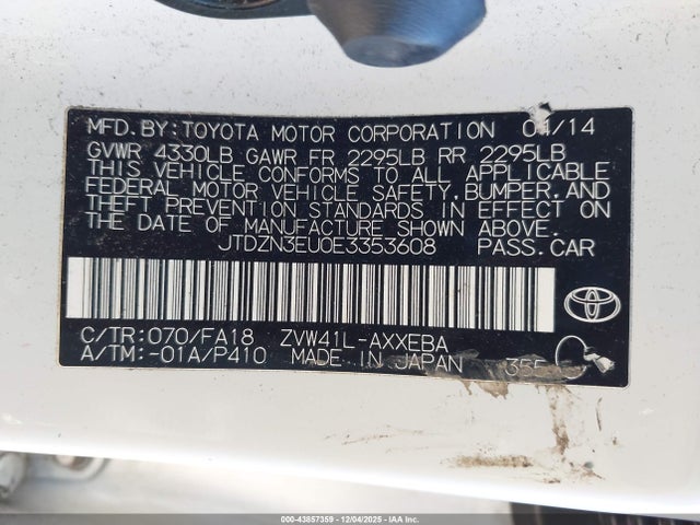 JTDZN3EU0E3353608 Toyota Prius V Two