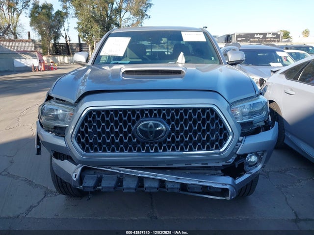 3TMBZ5DN6KM017628 Toyota Tacoma Trd Sport