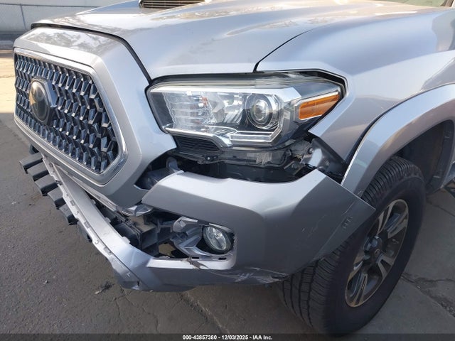 3TMBZ5DN6KM017628 Toyota Tacoma Trd Sport