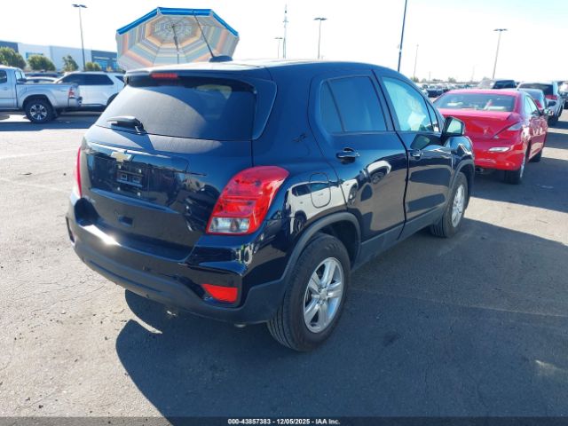 2022 CHEVROLET TRAX KL7CJNSM8NB526716 Photo 3