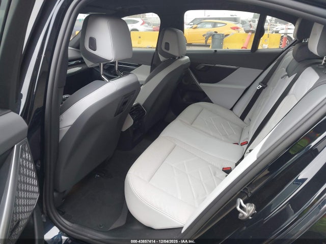 WBY43FK07RCP82431 BMW I5 M60