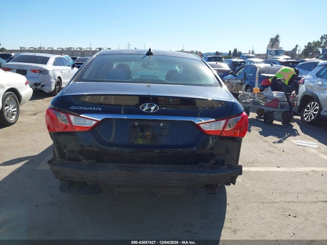 Hyundai SONATA GLS 2014 5NPEB4AC6EH826913 Image 17