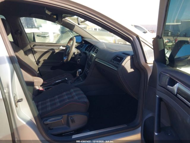 2016 VOLKSWAGEN GOLF GTI 3VW4T7AU5GM020039 Photo 4