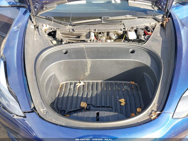 2023 TESLA MODEL 3 5YJ3E1EA9PF694687 Photo 9