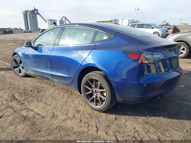 2023 TESLA MODEL 3 5YJ3E1EA9PF694687 Photo 2