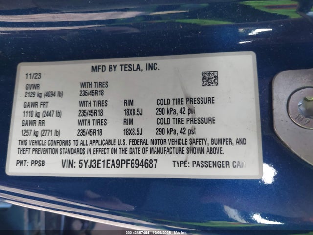 2023 TESLA MODEL 3 5YJ3E1EA9PF694687 Photo 8