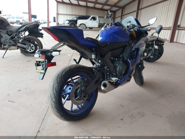 2025 YAMAHA YZFR7 JYARM38E7SA016959 Photo 3