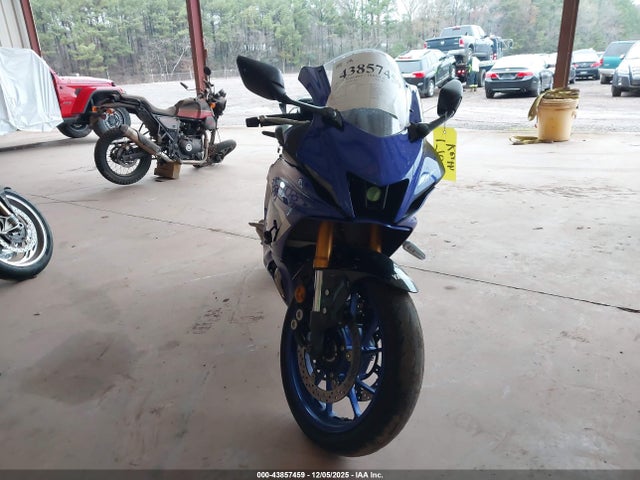 2025 YAMAHA YZFR7 JYARM38E7SA016959 Photo 4