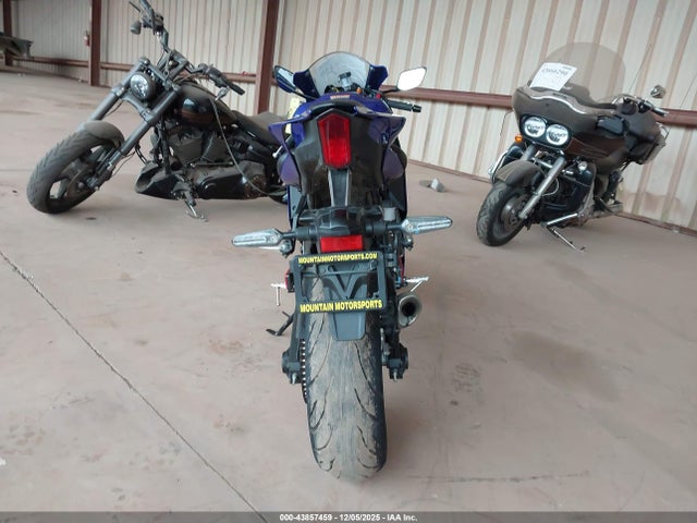 2025 YAMAHA YZFR7 JYARM38E7SA016959 Photo 5