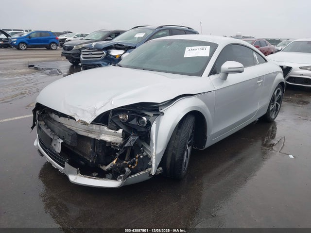 2011 AUDI TT TRUBFAFK7B1026796 Photo 1