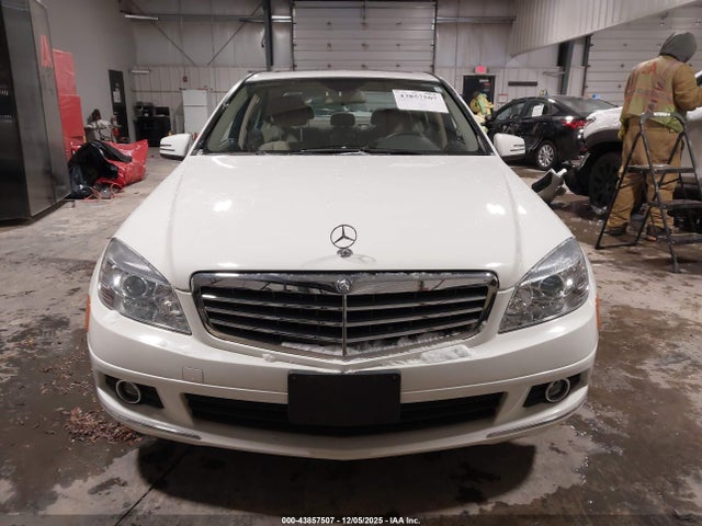 Продажа на аукционе авто 2011 Mercedes-benz C 300 Luxury 4matic, vin: WDDGF8BB9BR165561, номер лота: 43857507