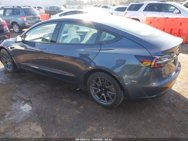 2022 TESLA MODEL 3 5YJ3E1EB1NF111101 Photo 2