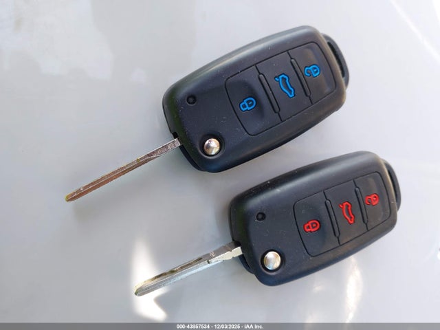 3VWD17AJ7EM273422 Volkswagen Jetta 1.8t Se