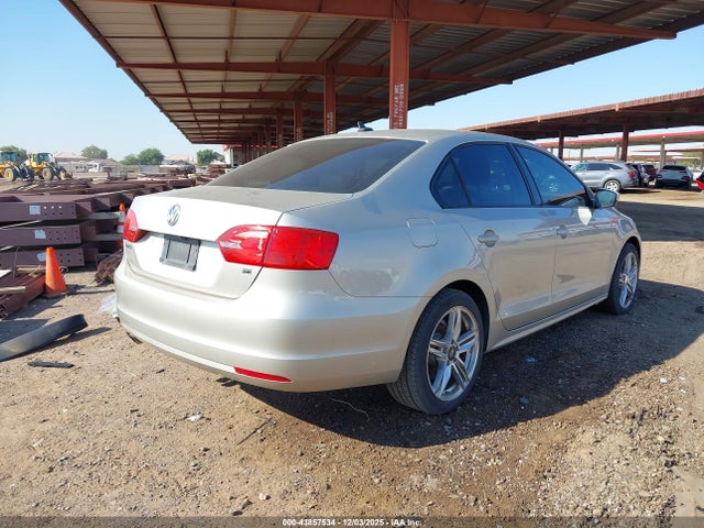 3VWD17AJ7EM273422 Volkswagen Jetta 1.8t Se