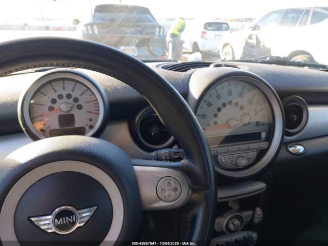 2010 MINI COOPER WMWMF3C50ATZ22158 Photo 6