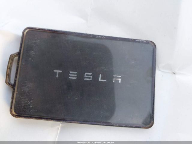 2021 TESLA MODEL Y 5YJYGDEE7MF231852 Photo 10