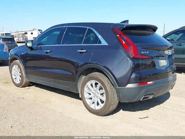 2023 CADILLAC XT4 1GYAZAR4XPF120184 Photo 2