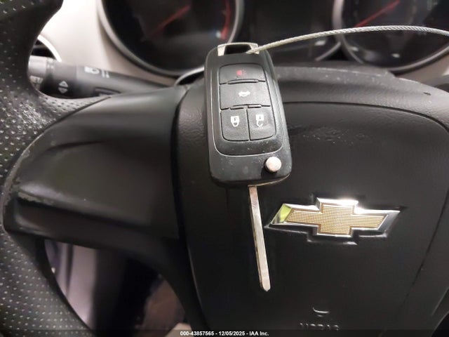 1G1PA5SH8E7240612 Chevrolet Cruze Ls Auto