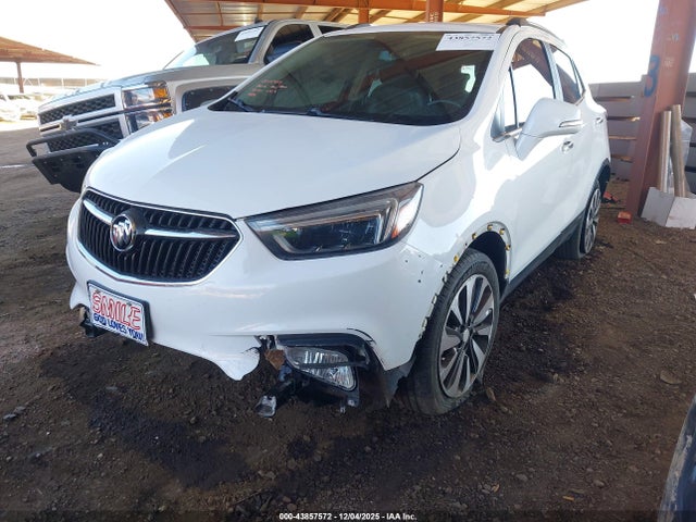 Buick Encore Essence 2018 KL4CJCSB1JB560894 Image 2