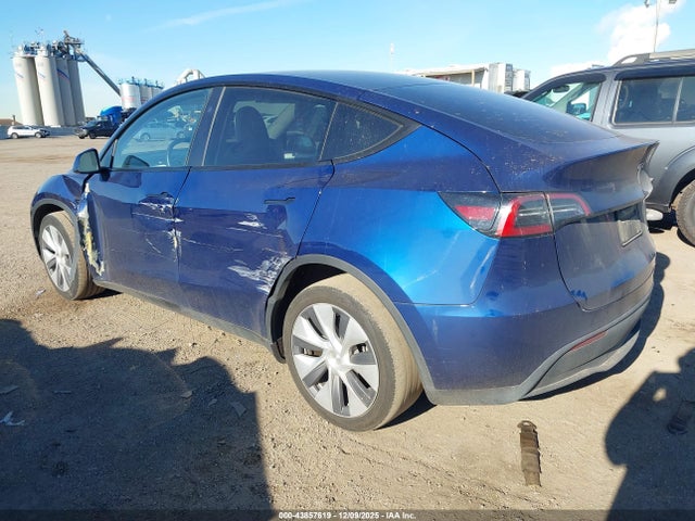 2023 TESLA MODEL Y 7SAYGDEE6PA178257 Photo 2