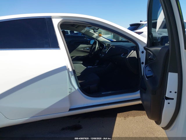 Chevrolet MALIBU LT 2019 1G1ZD5ST6KF225337 Image 5