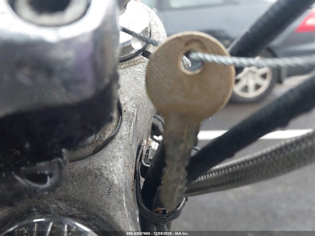 2000 HARLEY-DAVIDSON XL883 1HD4CAM16YK134303 Photo 10