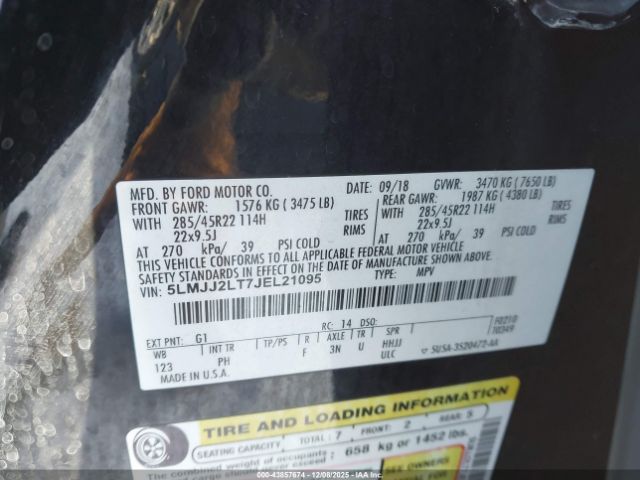 2018 LINCOLN NAVIGATOR 5LMJJ2LT7JEL21095 Photo 8