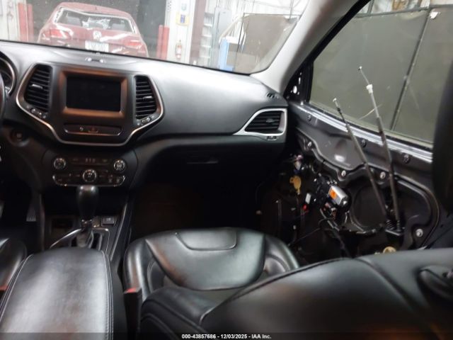 2020 JEEP CHEROKEE 1C4PJLLX8LD500796 Photo 4