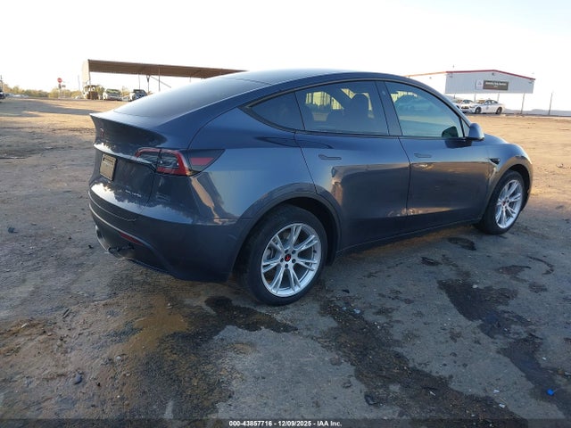 2023 TESLA MODEL Y 7SAYGDEE9PA077603 Photo 3