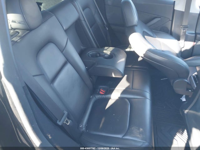2023 TESLA MODEL Y 7SAYGDEE0PA184670 Photo 7