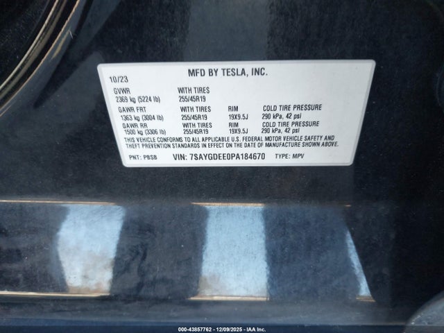 2023 TESLA MODEL Y 7SAYGDEE0PA184670 Photo 8