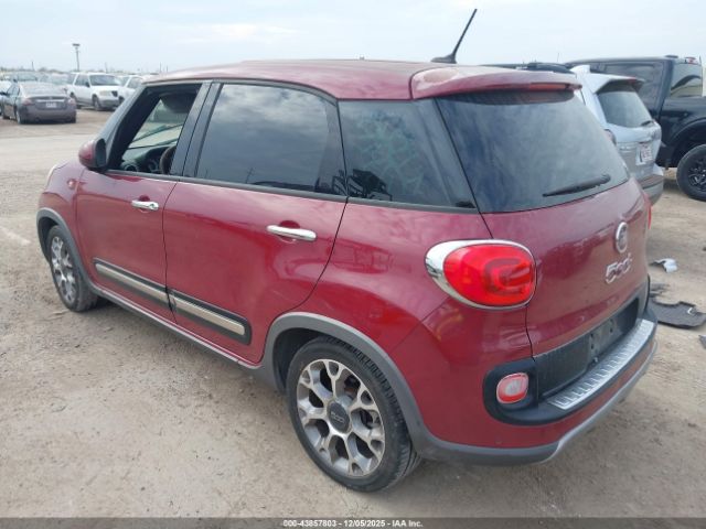 2015 FIAT 500L ZFBCFADH4FZ036489 Photo 2