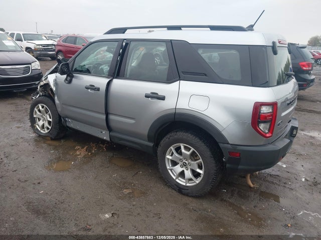 2021 FORD BRONCO SPORT 3FMCR9A61MRA10807 Photo 2