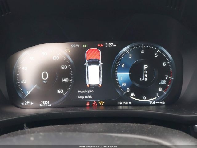 2019 VOLVO XC60 LYVA22RL3KB283765 Photo 6