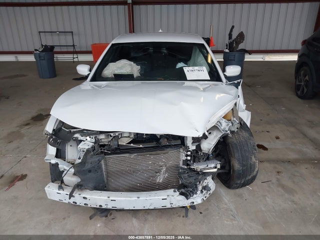 2C3CDXHGXFH915880 Dodge Charger Sxt
