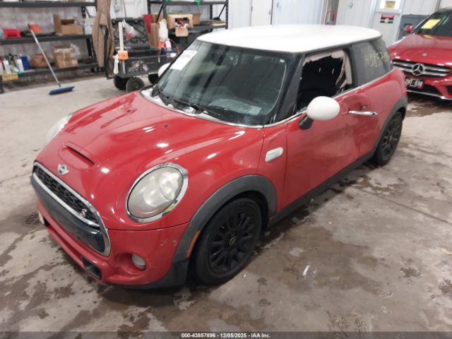 2015 MINI HARDTOP WMWXP7C51F2A34732 Photo 1