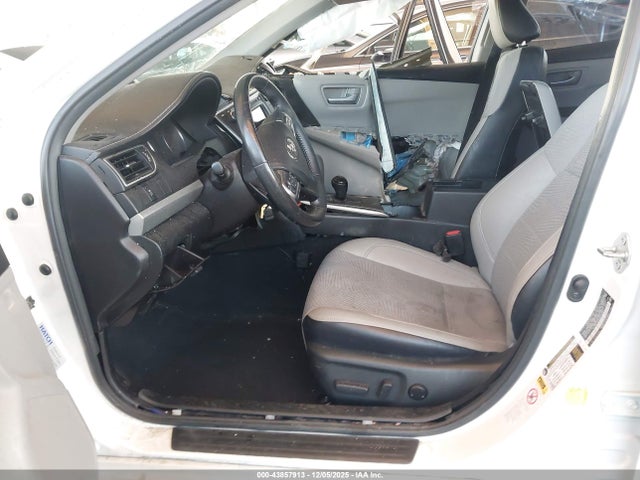 4T1BF1FK5HU340864 Toyota CAMRY SE