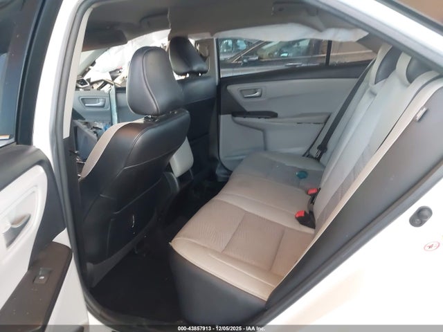 4T1BF1FK5HU340864 Toyota CAMRY SE